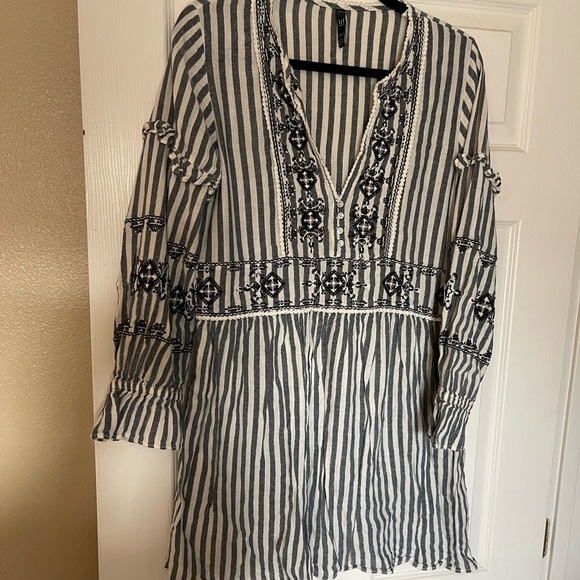 Zara Cotton mini dress long sleeves stripes blue white - Picture 5 of 9